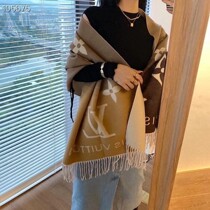 2021 New gradient warm cashmere scarf Joker shawl send girlfriend star same New Year red