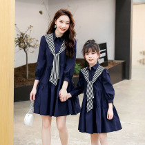 Pro Daughter Dress Mother Dress Dress 2022 Spring Autumn New Tide Ocean Gas Fashion Academy Wind Stripe Shawl Shirt Dress