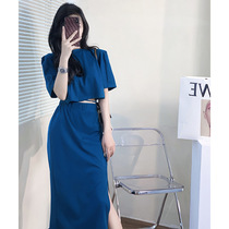 Fried Street age reduction set autumn clothes 2021 New temperament thin small fragrant wind half skirt Net red goddess Fan two-piece set