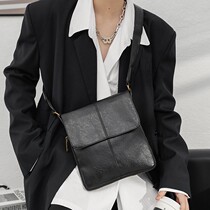 Shoulder bag mens Korean version of casual new style vertical soft leather business mens bag trend fashion casual crossbody bag clamshell