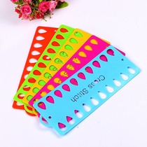 Cross stitch threading board plastic color 20 holes Su embroidery threading board embroidery thread finishing tool