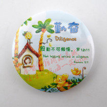  New Christian Christmas gift gift cartoon badge badge badge diligent quality a lot of models