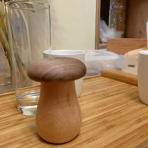 Creative solid wood toothpick tube home high-grade toothpick box walnut wooden cute mushroom new Chinese log toothpick jar