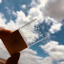 Bounded Geneva Switzerland Crystal USB stick 16G Limited Edition 2.0 Slightly flawed