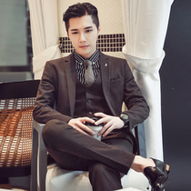 Men's casual suit a suit of fashion handsome small suit Korean slim dress three-piece English style coat
