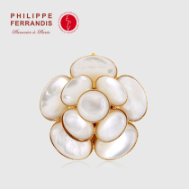 (Recommended by Hu Bing) French PF camellia brooch elegant small fragrance temperament simple star men and women with the same model