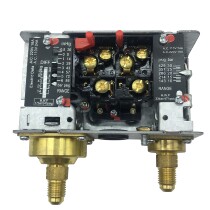 High and low pressure manual double pressure control for natural lamination or dual lamination unit compression ratio control and definition