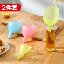Home home plastic large funnel Household oil jug leakage Mini jug oil funnel Kitchen small anti-leakage oil leakage