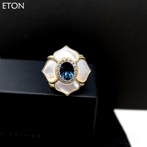 Simply Silk Scarf Close Silk Scarf Closed with Natural Shell Four Blade Crystal Scarf