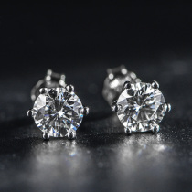 Chow Tai Fook platinum stud earrings women PT950 six-claw simple temperament earrings 18k white gold diamond small earrings