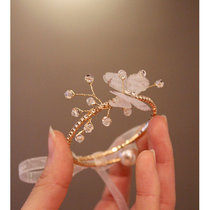 Crystal rhinestone shiny beautiful little butterfly wrist wristband bride bridesmaid festival wedding wedding wedding hand flower