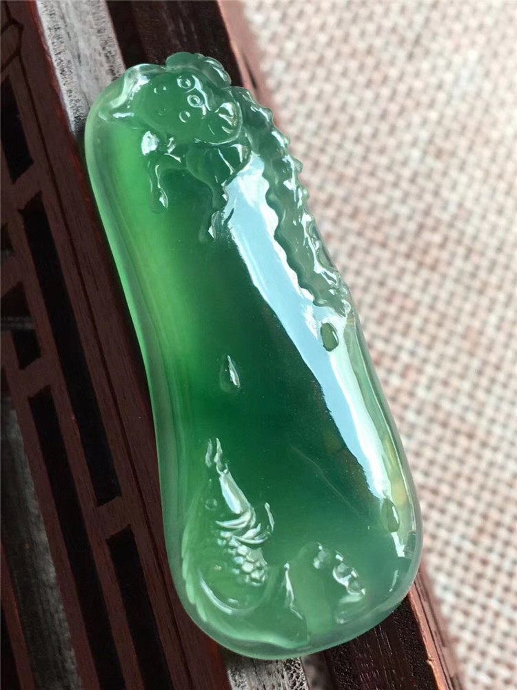 Jane Ann Jade Natural A goods high ice fluorescent a product qinglian jade pendant womens simple atmospheric jade pendant