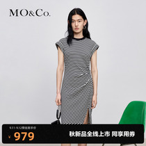 MOCO2022 autumn new striped dress fly sleeve stand cut split