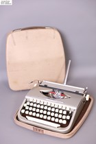 Domestic spot 50 s German origin Brosette antique portable mechanical old typewriter