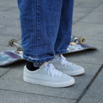 Naughty OllieSkate skateboard full-turned fur pure white style abrasion-absorbing professional low helping male and female vulcanised shoes