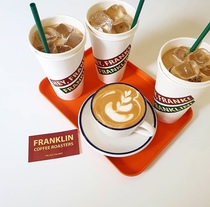 Hanfeng INS Dark green straw Slender cold drink hot drink straw Coffee milk tea disposable plastic straw Star bar