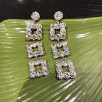 Spot first rich sparkling water drill 3 Tetris earrings Please drink coffee with nice sister long ear pendant earrings