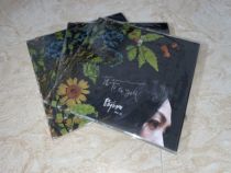  Spot Wanfang gives you an autographed version of the limited collection vinyl record LP Brand new