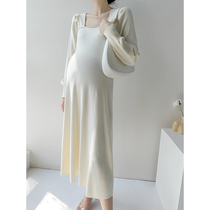 Pregnant women autumn dress slim Korean version of loose knit skirt long solid color square collar temperament wear long skirt