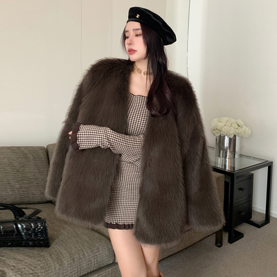 taobao agent Advanced imitation fox hair coat female winter niche unique and chic beautiful plush fur coat this year