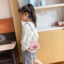 Little girl bag Pearl Hand bag 2021 Autumn New Fashion children small fragrant style Western Princess shoulder bag