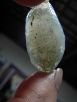 Gobi sugar heart Agate rough stone carving material Green sugar heart Agate modeling stone pendant
