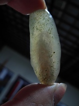 Gobi Agate rough shape Agate silver root Agate carving material Sugar heart Agate rough necklace pendant