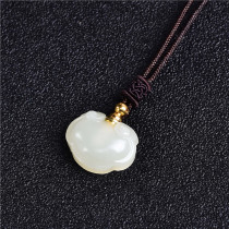 Natural crystal perfume bottle pendant Afghan Jade safety buckle pendant empty bottle can hold perfume or essence oil bottle pendant