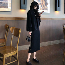 European station womens European tide 2021 autumn and winter New Hepburn wind small black dress knitted dress vest two-piece set