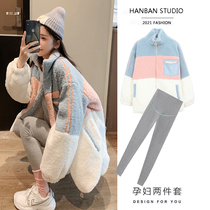 Pregnant women winter clothes net red autumn and winter set winter lamb wool sweater long coat go out to wear pregnant women coat
