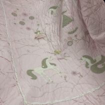 Flawless original single pink unicorn quality good in kind and better look with cloth embroidered quilted quilted quilt