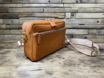 Knife guest 72 handmade custom new Italian minerva box soft vegetable tanned cowhide mens vintage shoulder bag