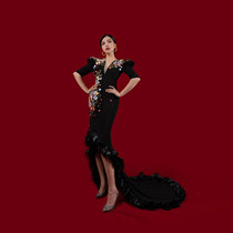 High-end custom evening dress embroidery handmade nail beads annual meeting dinner host catwalk hip skirt
