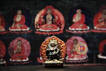 Handmade painted pottery black wealth wipes to find money quickly wealth guard