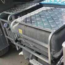 Applicable to Foton Auman EST-A new ETX Auman GTL tractor battery guardrail protection frame girder guard plate