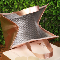 Special price gold 6 inch 8 inch 10 inch 12 inch tall Barbie ice cream cake insulation bag hand ice bag