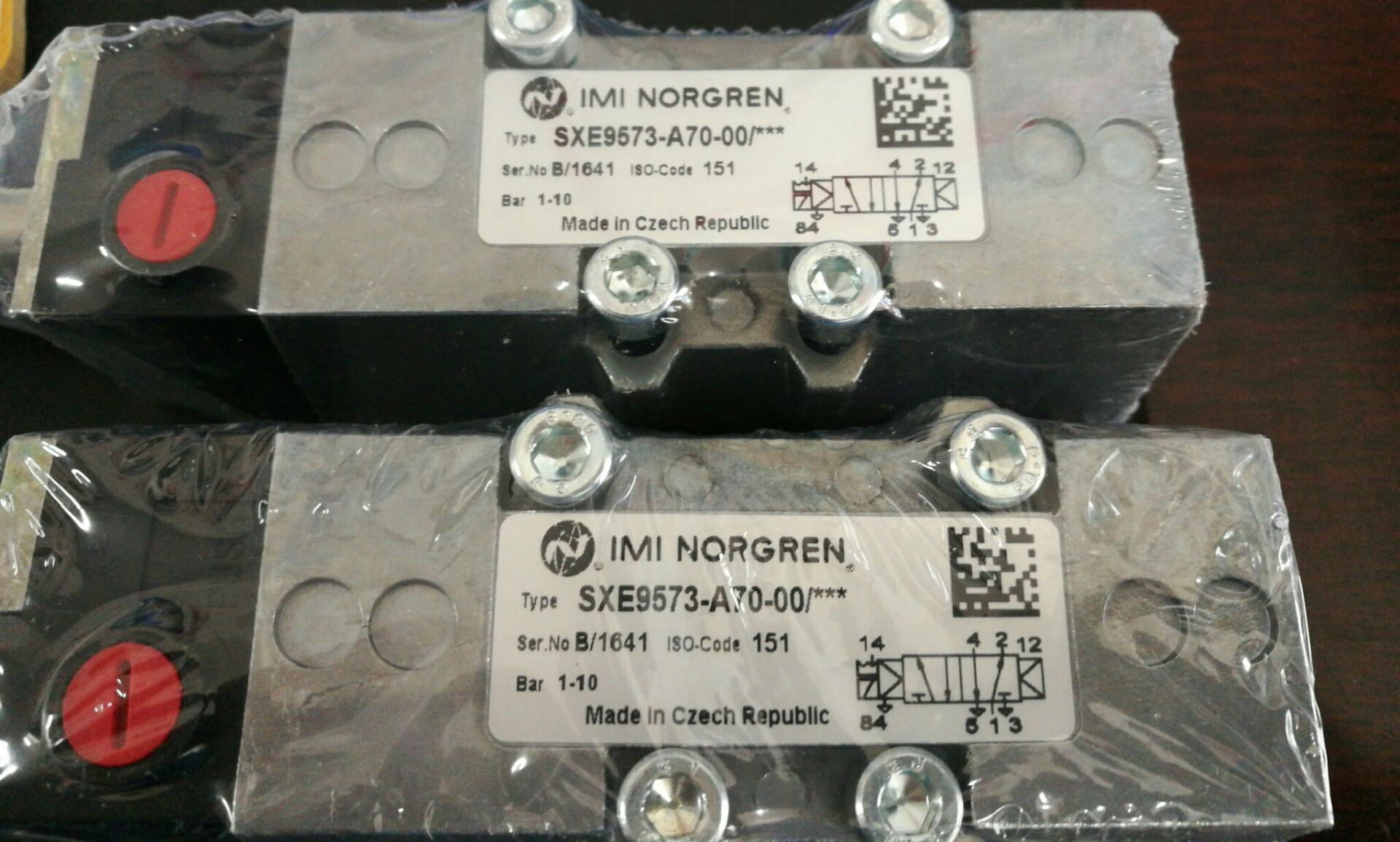 SXE9573-A70-00 Spot original NORGREN solenoid valve No crown agent special price