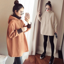 Pregnant womens autumn and winter New Korean long sleeve jacket plus velvet warm tide mother large size loose fake two-piece sweater