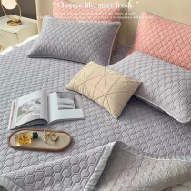 High end Summer 80 Sky silk latex sandmat Three sets of machine washable folding double antibacterial ice silk mat 1 8m