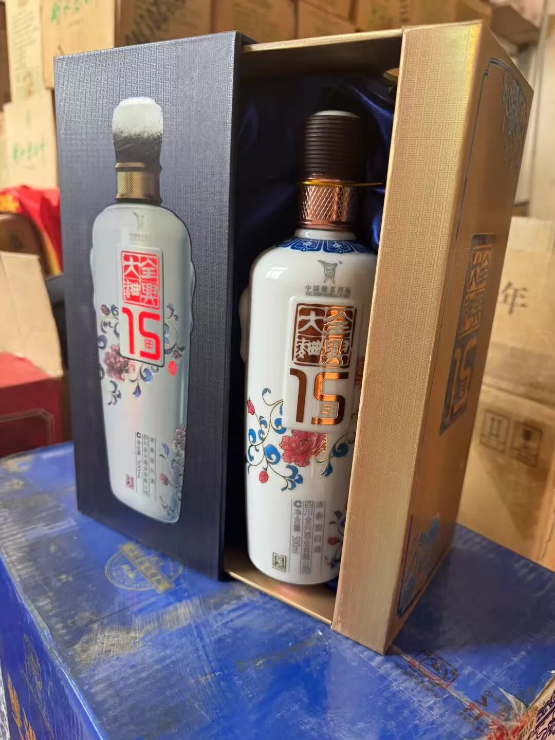中国高級白酒 全兴大曲 尊30酒 2025年製 未開封 箱付き 中国高級白酒 全兴大曲 尊30酒 2025年製 未開封 箱付き - メルカリ