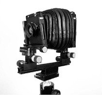 F-Mertic Field 4X5 camera in Aka Switzerland (ARCASWISS)