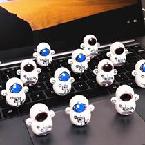 Shake-in-the-style cosmonauts Tumbler Desktop Blue Fat Son a dream small rocking piece Astronaut Puzzle Toy
