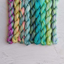 Small forest] four seasons handmade section dye gradient color embroidery thread (summer)