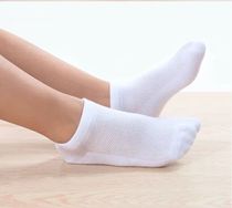 Leaping rhythmic gymnastics professional rhythmic gymnastics training White socks popular recommended factory price direct sales promotion