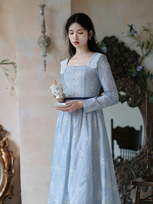 taobao agent Retro lace dress, french style, square neckline, lace dress, autumn