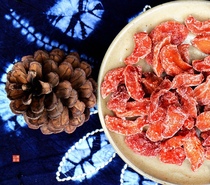 Yunnan Xishuangbanna specialties pure handmade Duoyi dried fruit original taste sour and sweet taste snack food