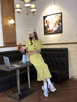 The smallest sea homemade Korean version of the temperament gentle commuter mustard yellow short suit mid-length skirt female
