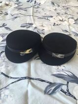 The genuine brand new Xiamen Airlines stewardess stewardess hat with uniform use of hat badge with gold and silver