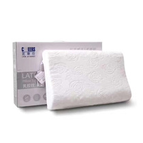 CHEERS Chivas actually home Chivas burst latex pillow to the store to pick it up