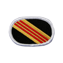 Vietnam War Green Beret Fifth Combat Group Umbrella Drop Badge Tojun Fan Embroidery Arm Badge Gown Badge Arm Badge